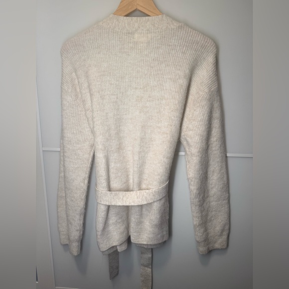 H&M Very Soft Wrap Cardigan - Picture 4 of 5